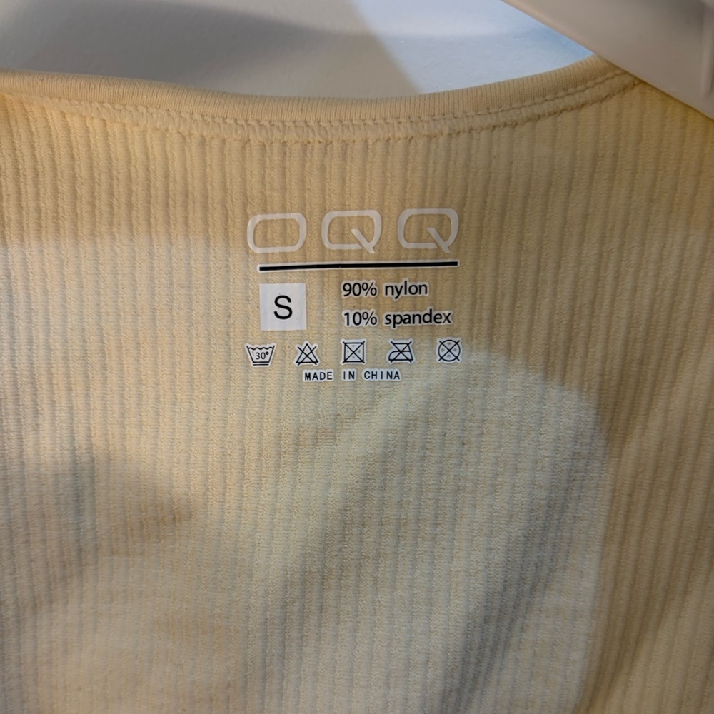 OQQ Ribbed Bodysuit - Picture 2 of 3